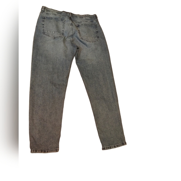 Cotton On Tapered Leg Jeans Men's 36 x 30 Recycled Denim NEW - Picture 3 of 4